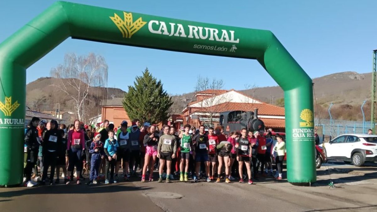 Instantes precios a la salida de la San Silvestre.