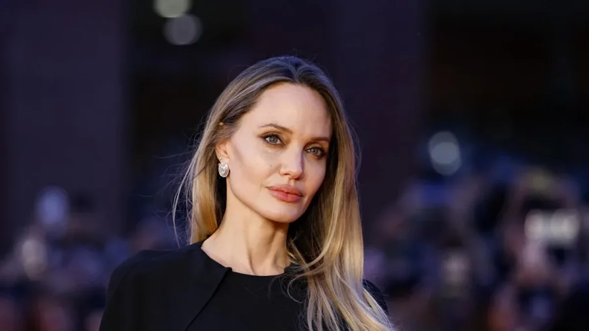 Angelina Jolie obiskala mejni prehod Rafa za podporo prebivalcem Gaze