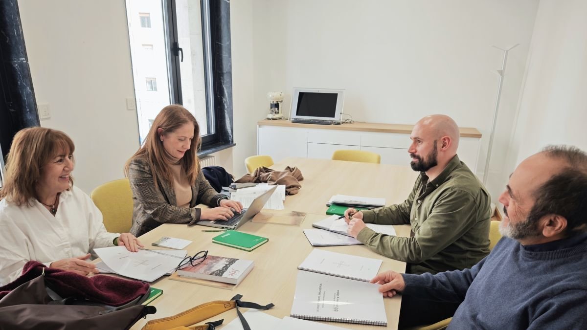 Silvia Aller, Francisco González-Banfi y Javier Miguélez formaron el jurado. Dio fe del fallo María de los Ángeles Fernández.