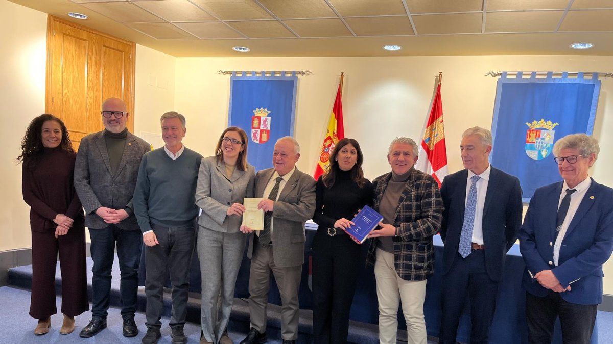 Presentación del III Premio Sinodal de Aguilafuente. DL