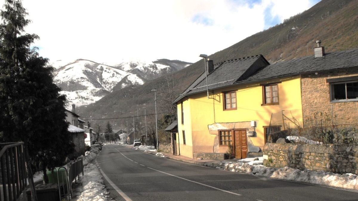 La nieve sigue anunciando la muerte del año.