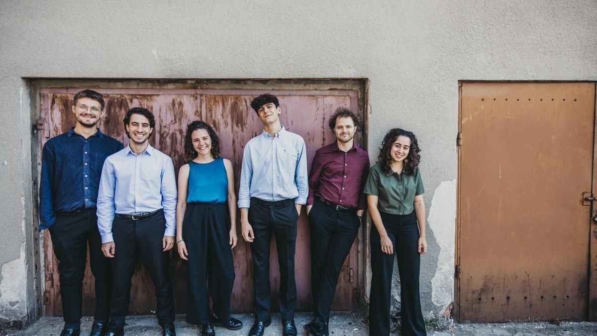 Coloquio 6 cierra este domingo Sonidos de invierno. El grupo Coloquio 6 debutó en el festival holandés Klassiek in de Tuinen.