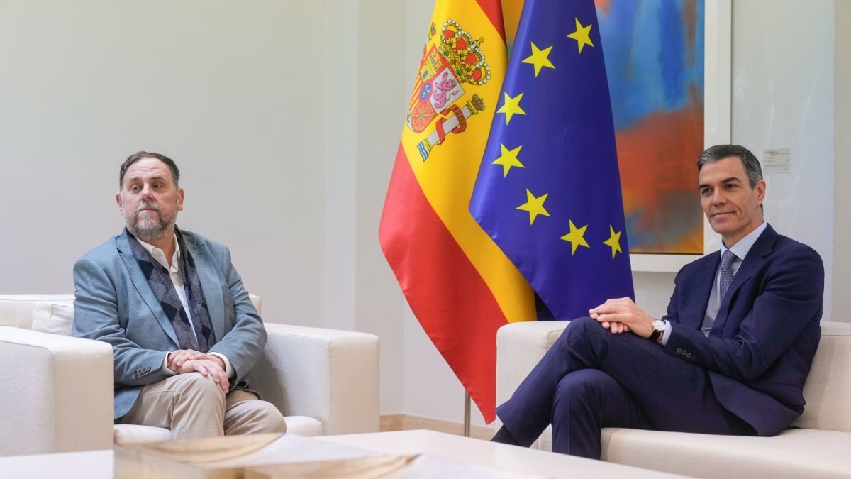 Pedro Sánchez y Oriol Junqueras durante la reunión mantenida ayer en la Moncloa.