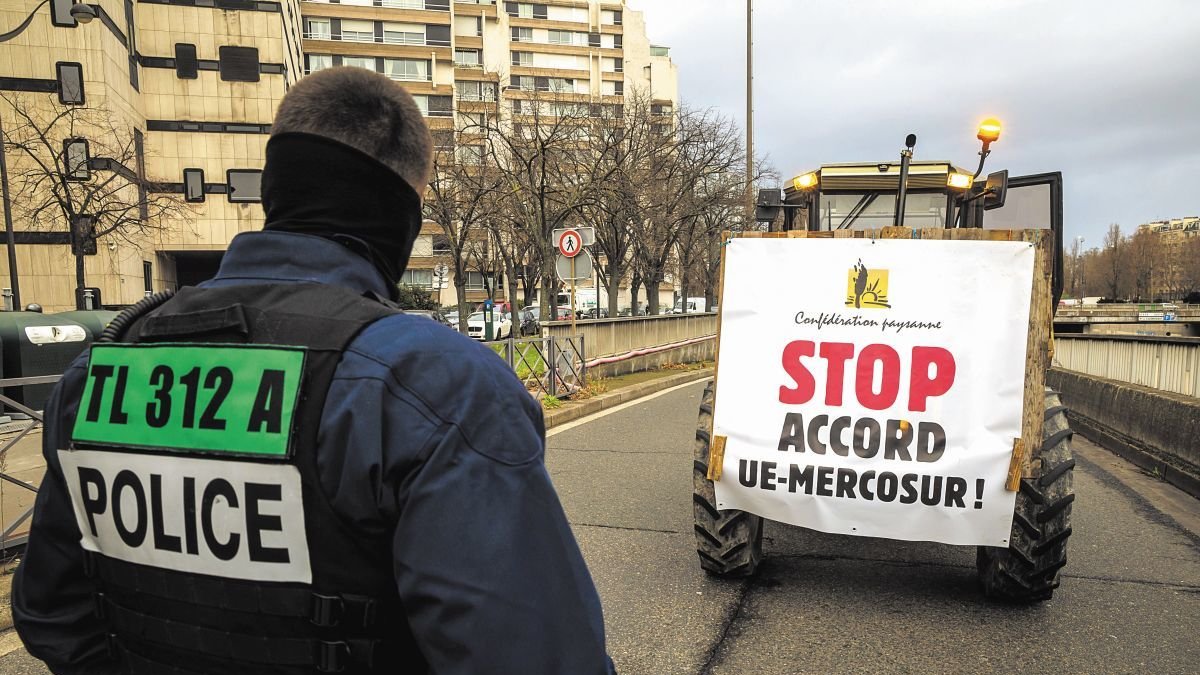 Las protestas se han extendido por todas las capitales europeas, en la imagen, París.