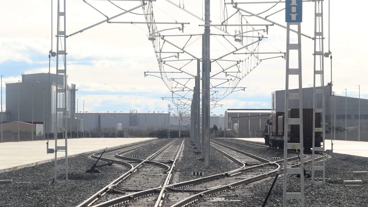 El desarrollo del polo logístico de Villadangos se esgrime también como argumento.