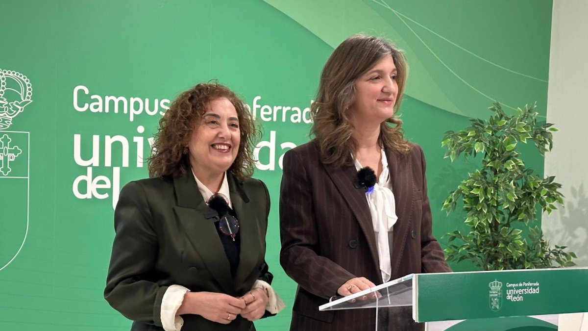 Pilar Marqués junto a Nuria González en la presentación del proyecto