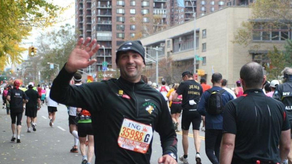Urbano González, cuando consiguió el doble reto de acabar y recaudar fondos para una oenegé en el maratón de Nueva York en 2009.