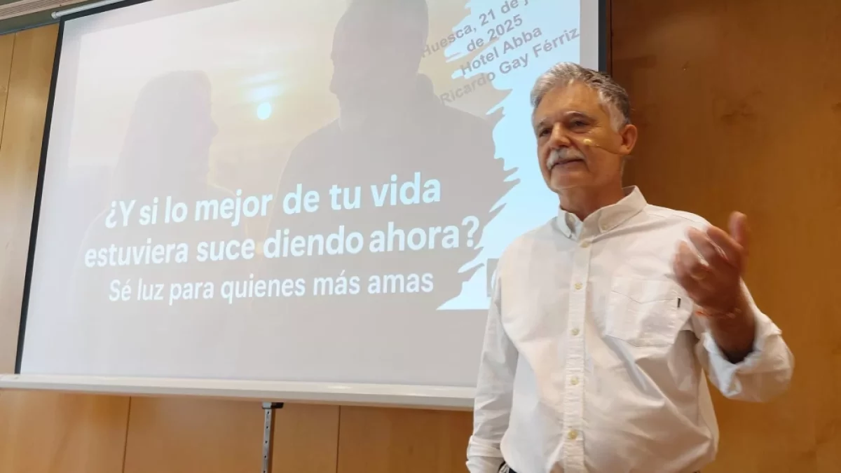 Imagen del educador Ricardo Gay