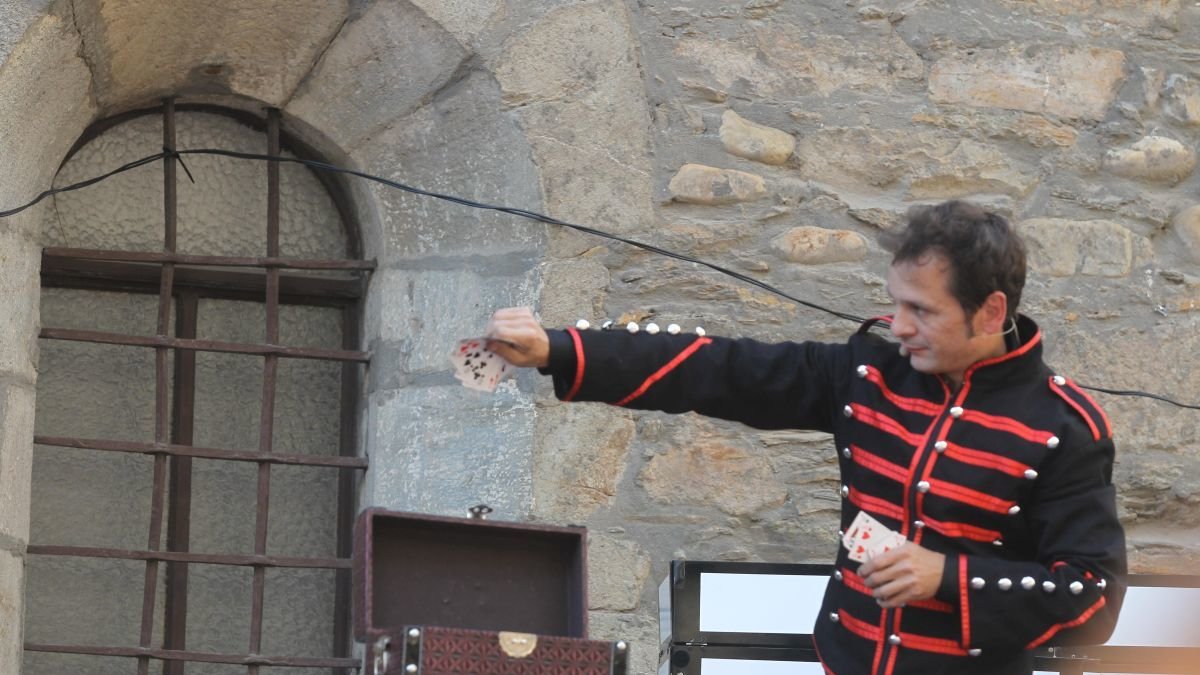La magia de calle o de escenario tiene en Ponferrada muchos seguidores.