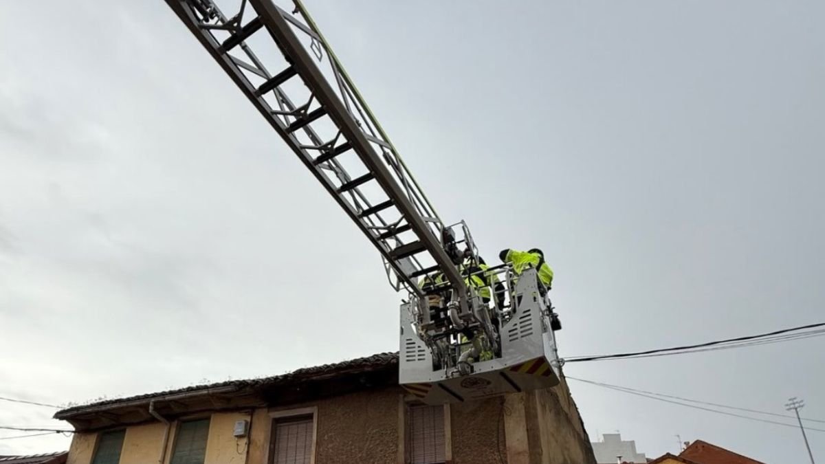 Un momento de la intervención en Puente Castro.