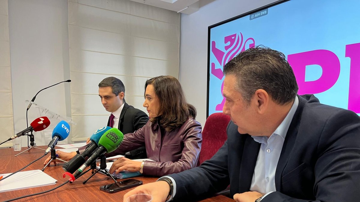 Alicia Gallego en rueda de prensa
