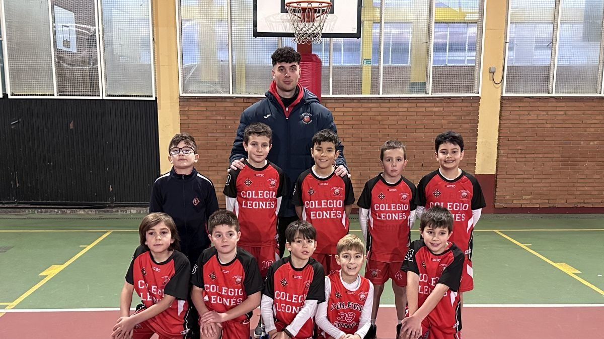 Formación del equipo Colegio Leonés Corredera.