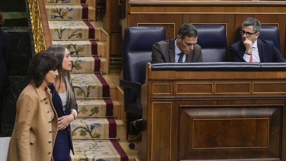 Junts tumba con el PP y Vox la subida de las pensiones para 2026