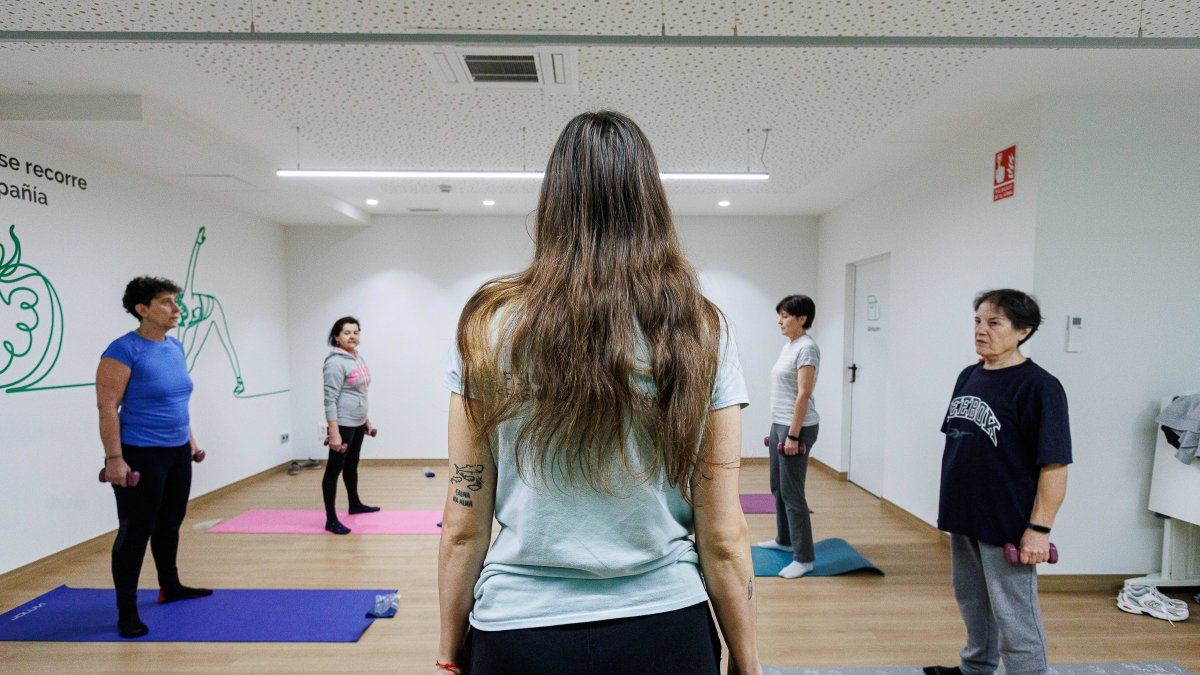 Un momento del taller de gimnasia.