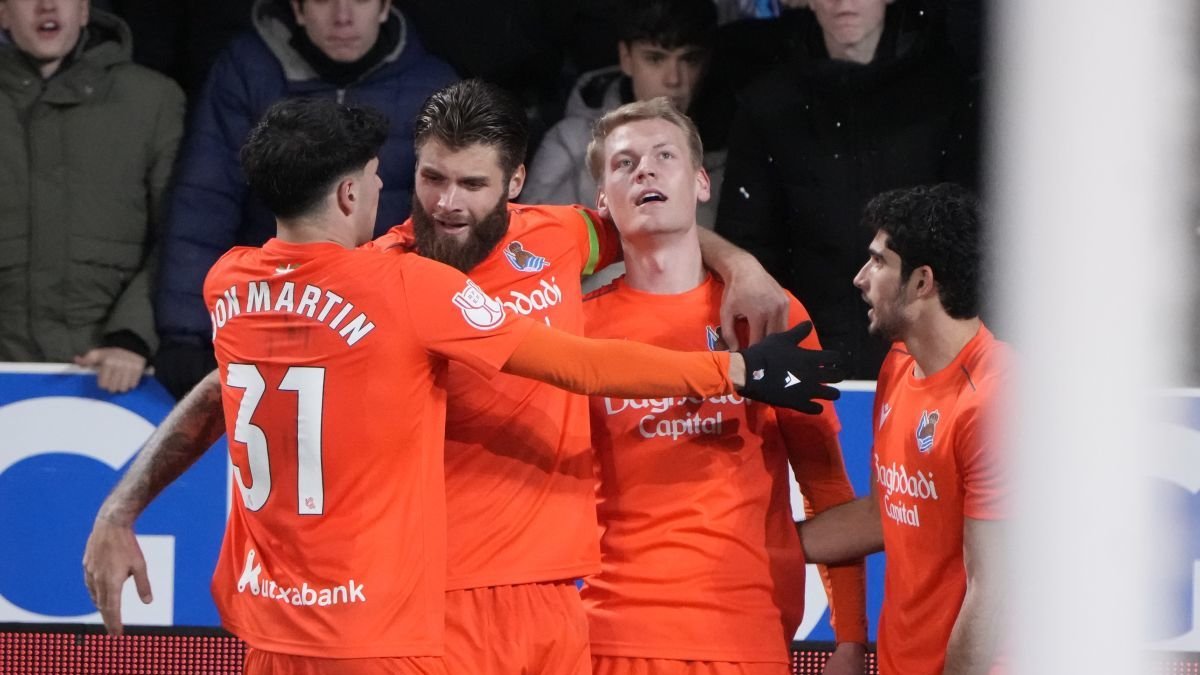 Óskarsson marcó el tercer gol de la Real Sociedad.