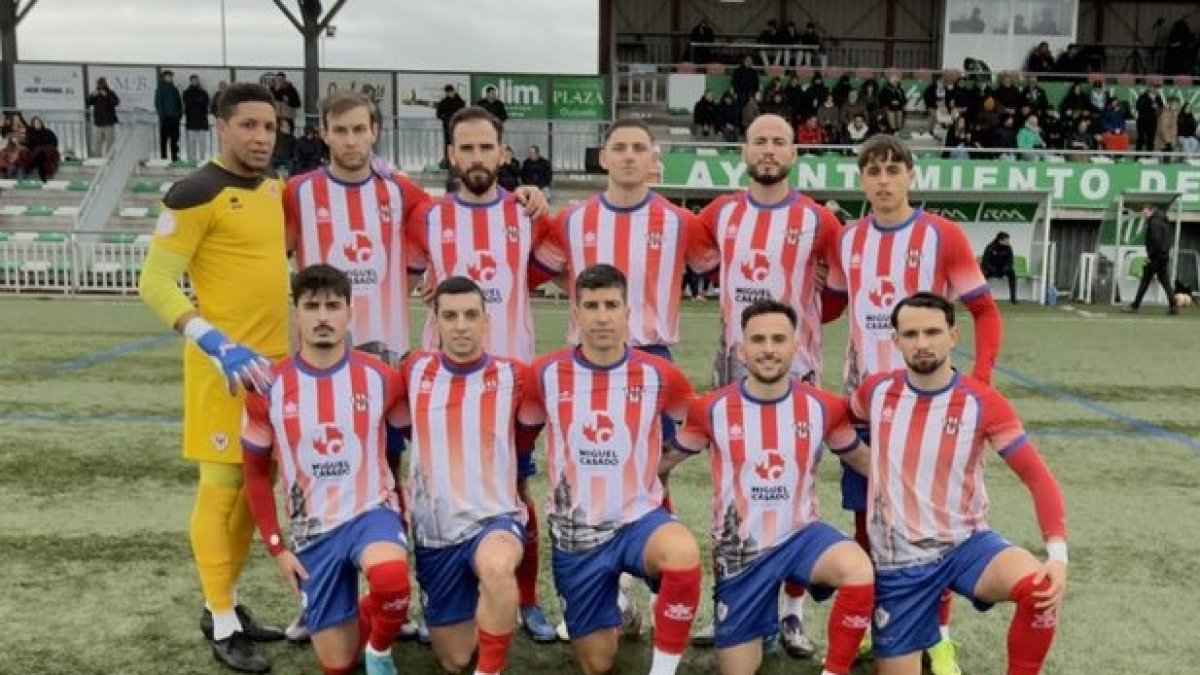 Once inicial del Atlético Bembibre que se enfrentó al Guijuelo.
