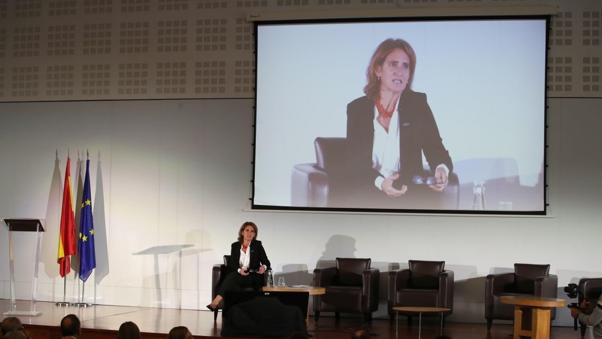 En octubre de 2023 la ministra Teresa Ribera en La Térmica Cultural en el edificio en riesgo.