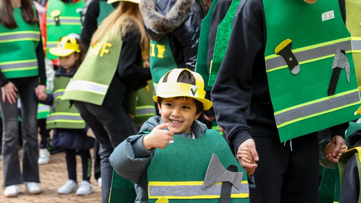 El Carnaval de los Colegios toma La Bañeza.