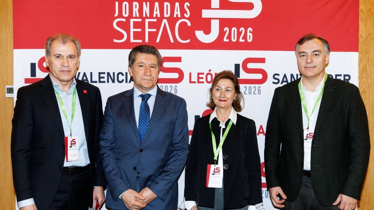 Tomás Codesal, Francisco Pérez Abruña, Montserrat Ávila y Vicente Baixauli, este martes en las jornadas.