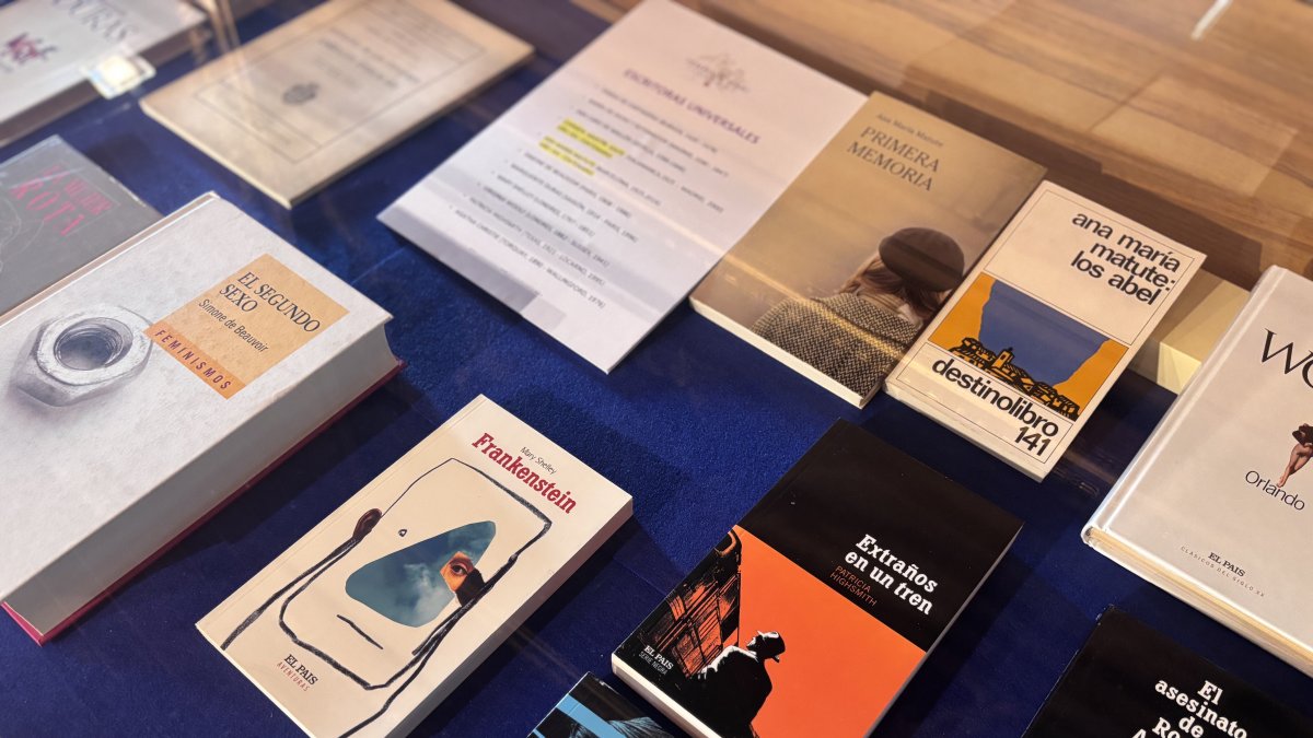 Los libros forman parte de la muestra