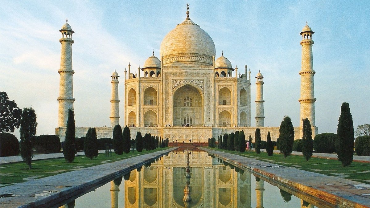El Taj Mahal, una de las siete maravillas del mundo, en la ciudad de Agra.