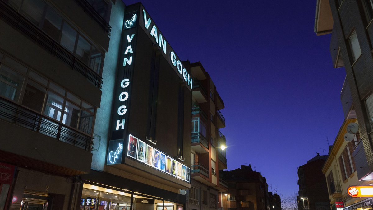 Cine Van Gogh en León.