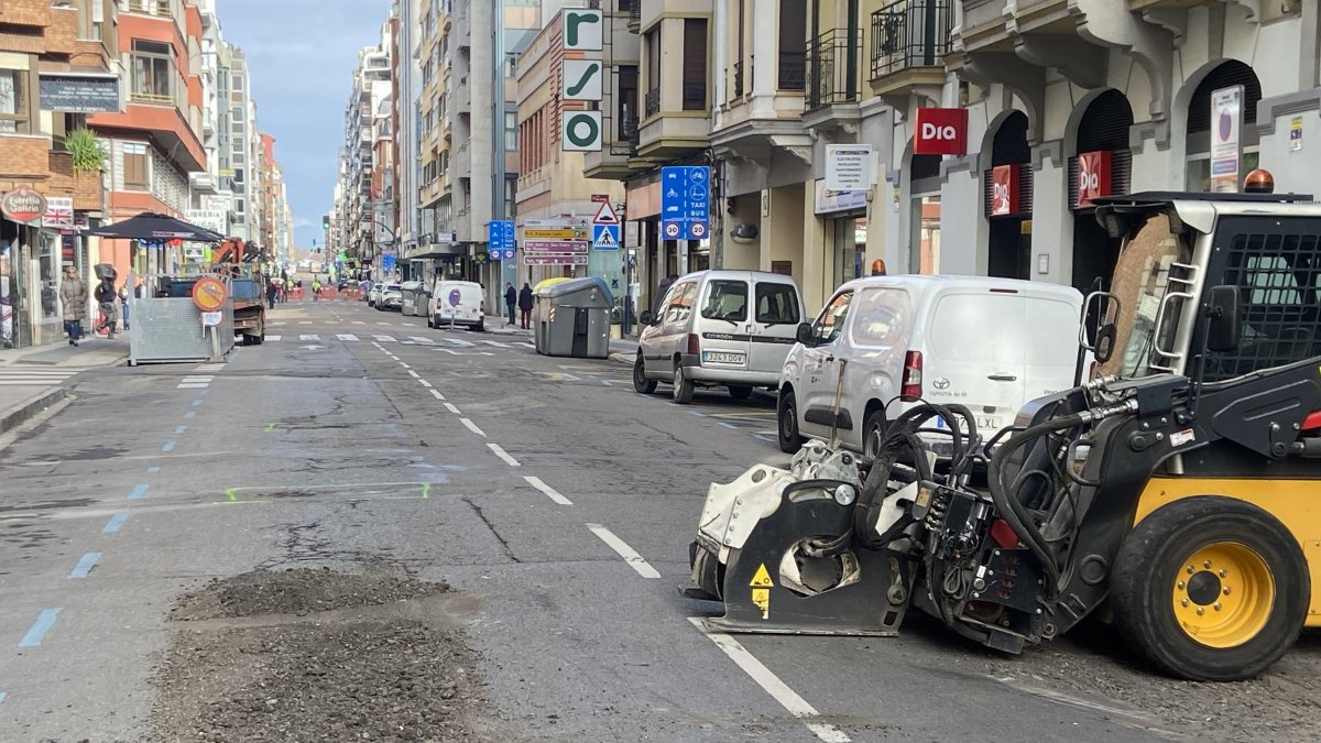 Corte de Padre Isla para reparar los baches