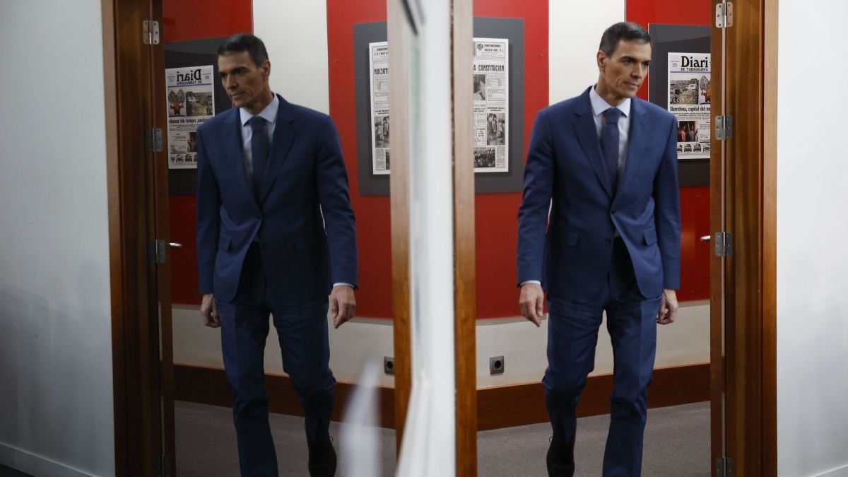 El presidente del Gobierno, Pedro Sánchez, a su llegada a la comparecencia el viernes.
