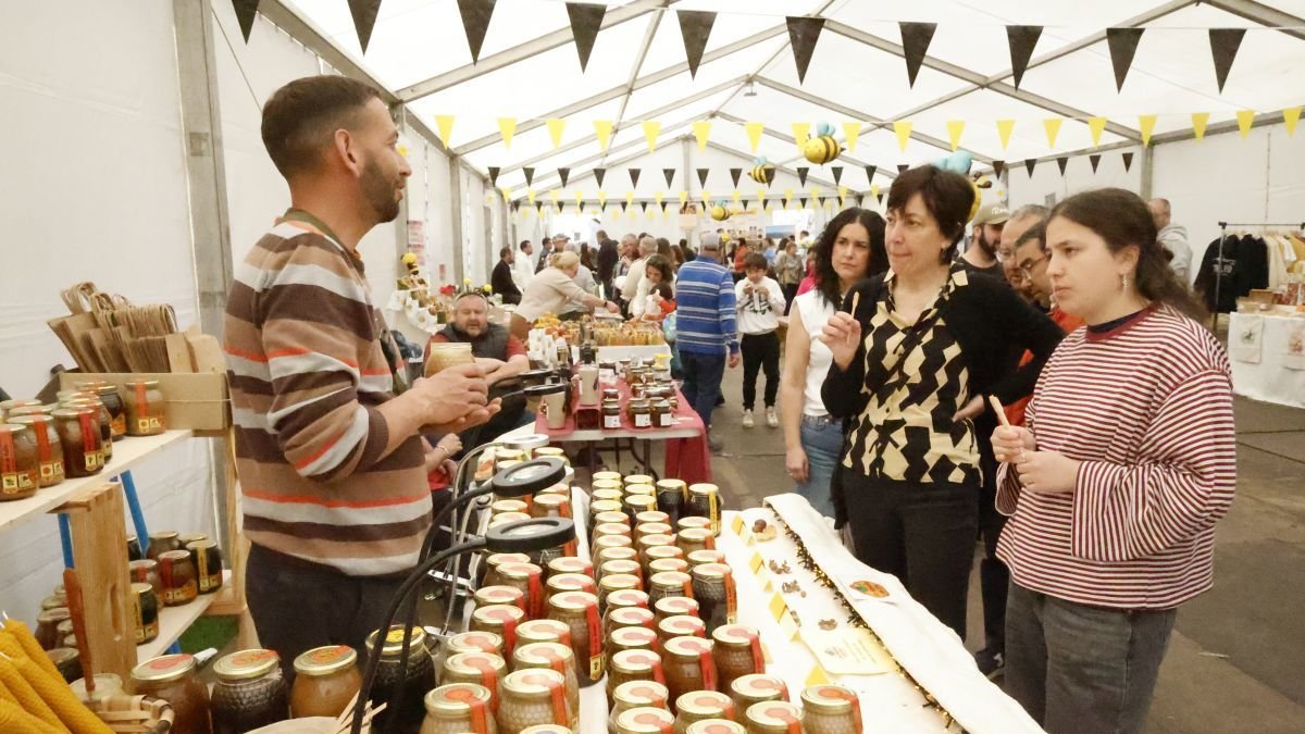 Cerca de veinte apicultores de todo el país acudieron a Filiel.