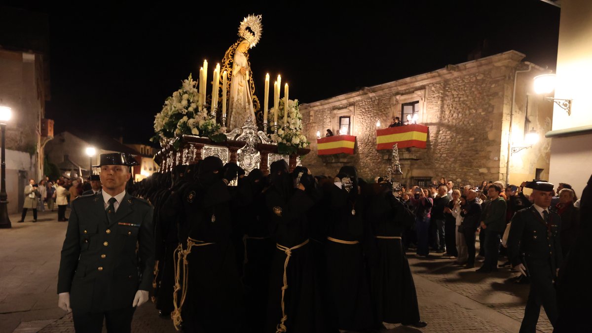 Procesión de la Soledad de Ponferrada