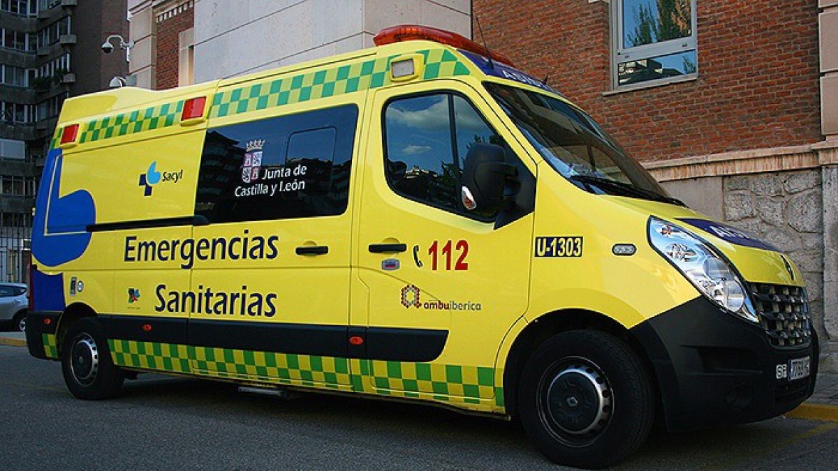 Archivo - Ambulancia del Sacyl.