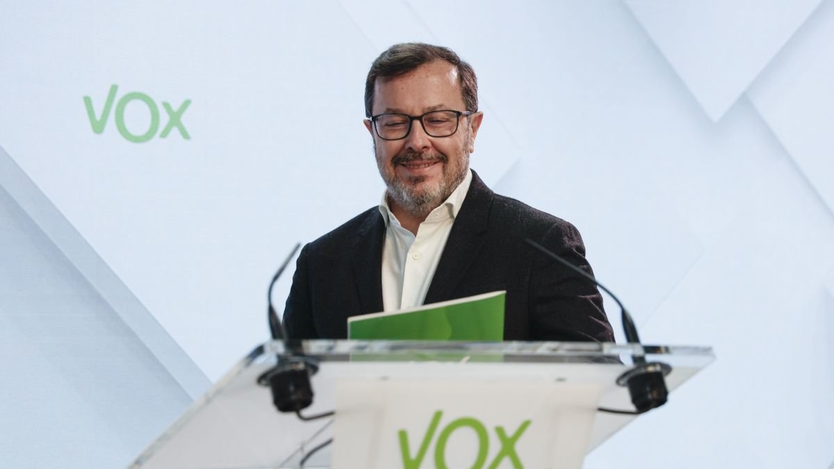 José Antonio Fúster durante la rueda de prensa posterior a la reunión del Comité de Acción Política de Vox.