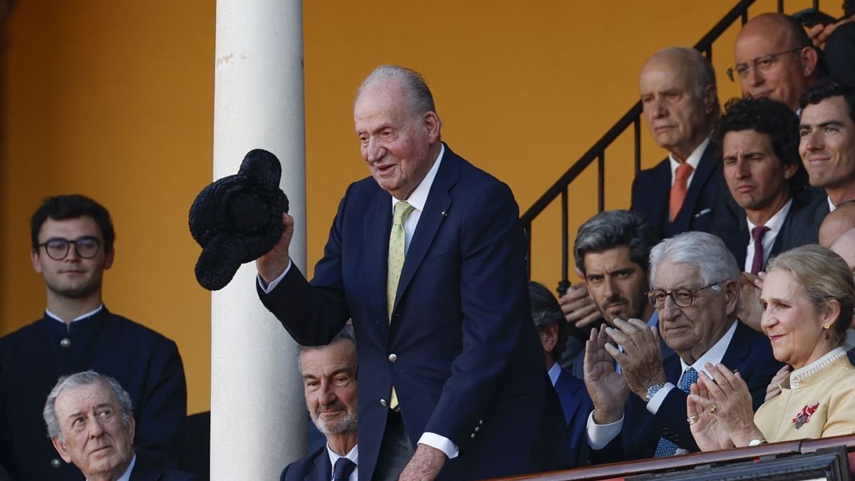 Juan Carlos I el Domingo de Resurrección en la Maestranza de Sevilla.