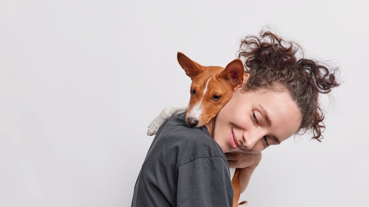 Los estudios científicos demuestran que los perros pueden ayudan a los seres humanos a lidiar con el estrés.