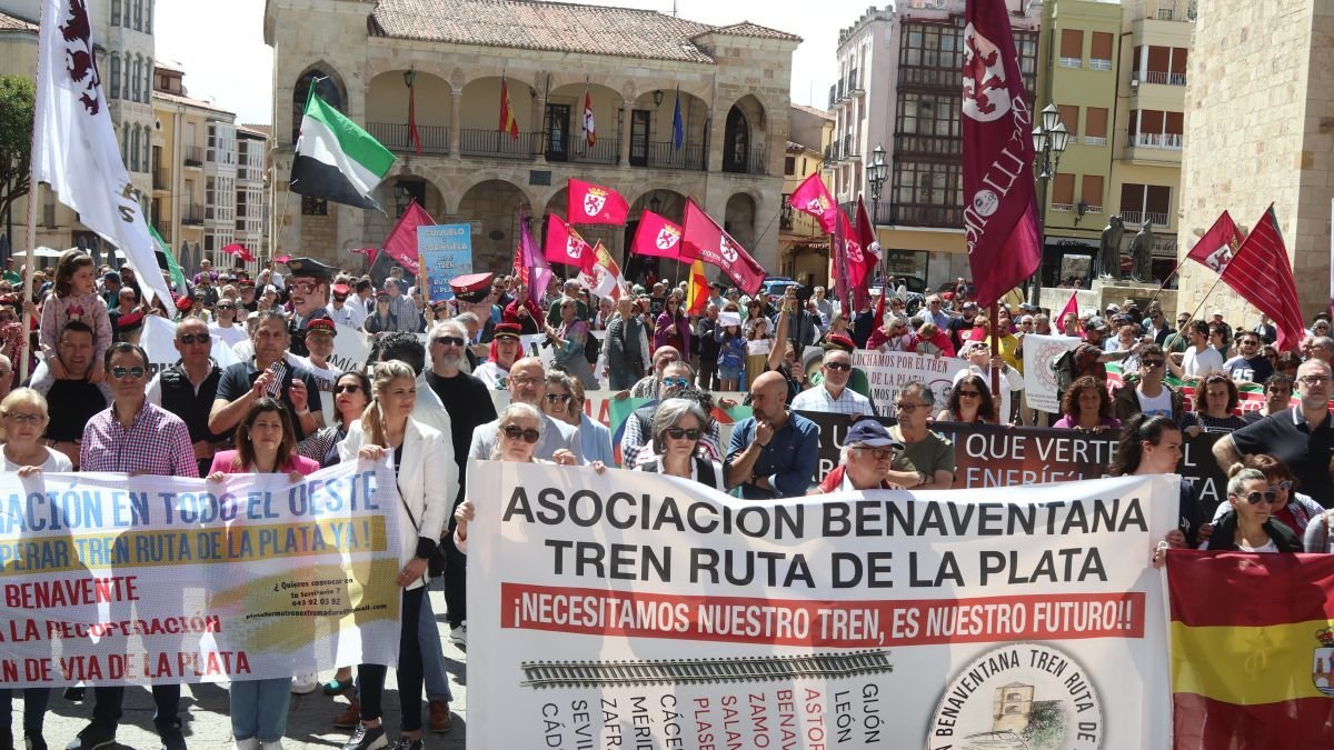 Movilización en Zamora a favor de la Ruta de la Plata.