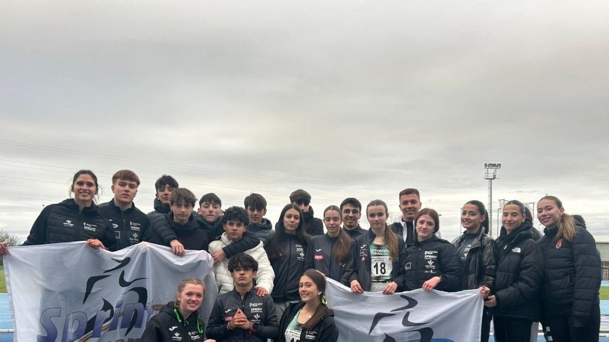 Los atletas del Ule Sprint Atletismo que participaron en el autonómico. 