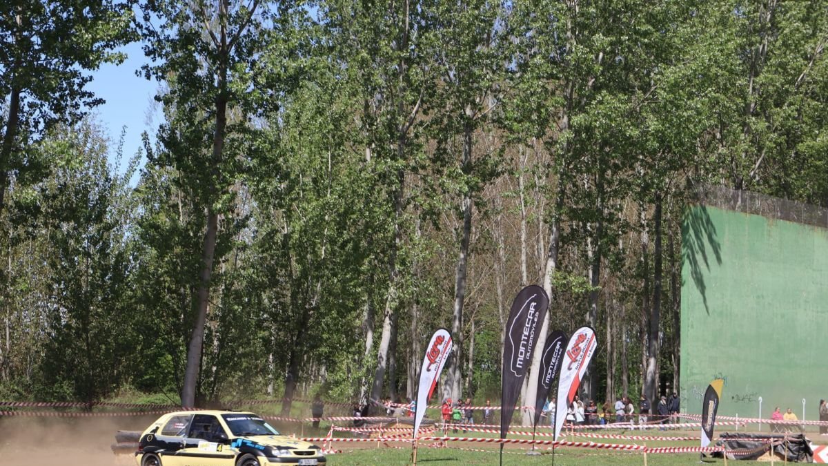 Pedro César Gamón, con su Citroën Saxo, se llevó el triunfo en Villoria de Órbigo.