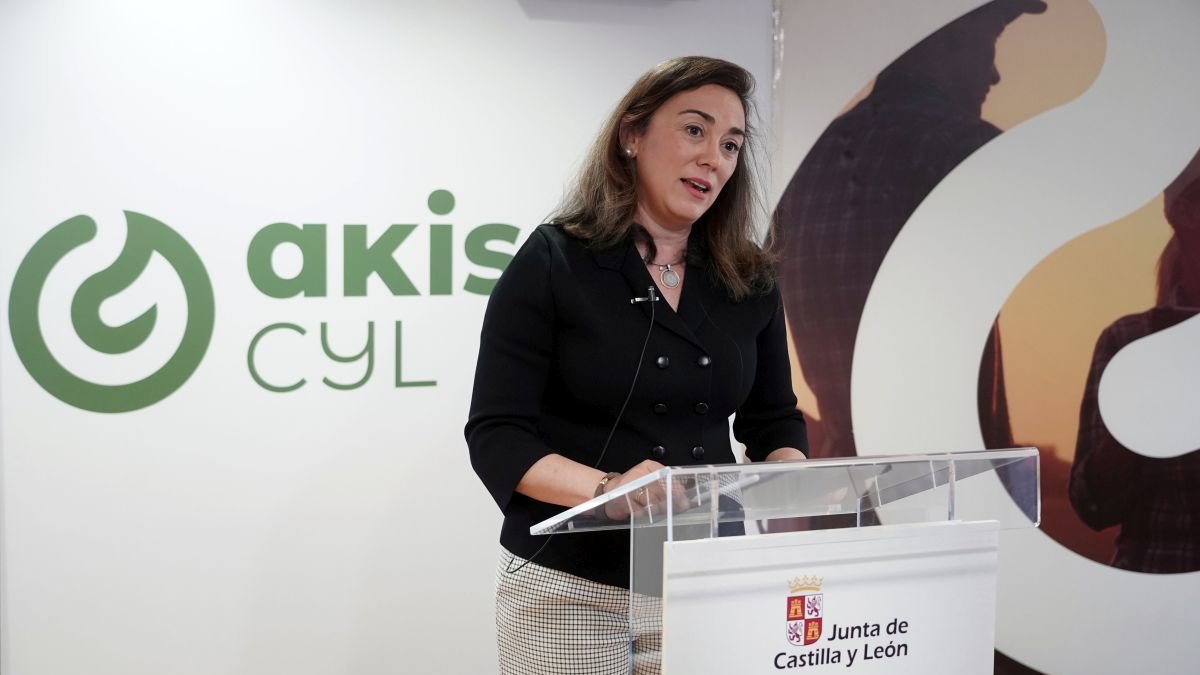 La consejera presentó los nuevos proyectos de innovación surgidos de la red AKISCyL.