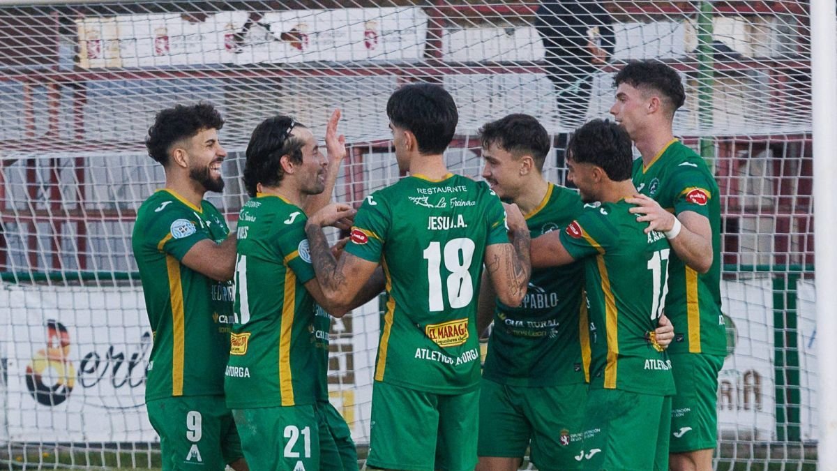 El Atlético Astorga afronta el domingo un partido que vale buena parte de la salvación.
