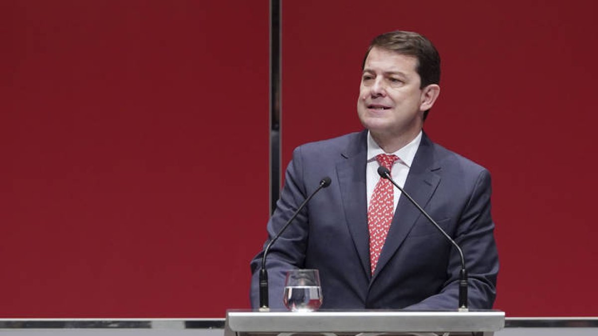 El presidente en funciones de la Junta, Alfonso Fernández Mañueco, presidirá este martes los premios de Castilla y León