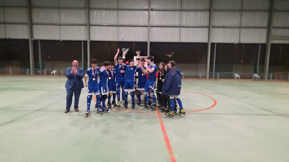La Ponferradina alevín se impuso en la semifinal al Bembibre HC y en la final al CP Burgos.