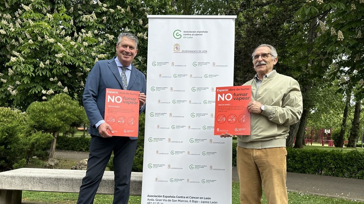 El concejal Luis García Copete y Estanislao de Luis, presidente de la Asociación Española contra el Cáncer.