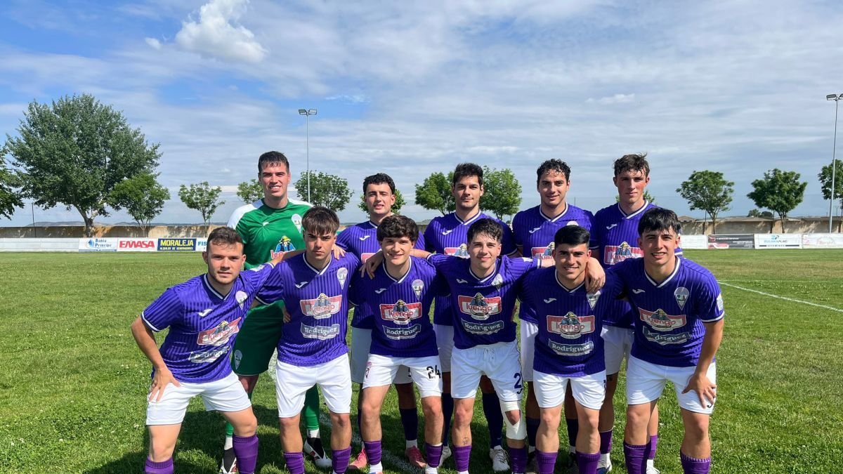 Once inicial de La Bañeza en Moraleja del Vino.