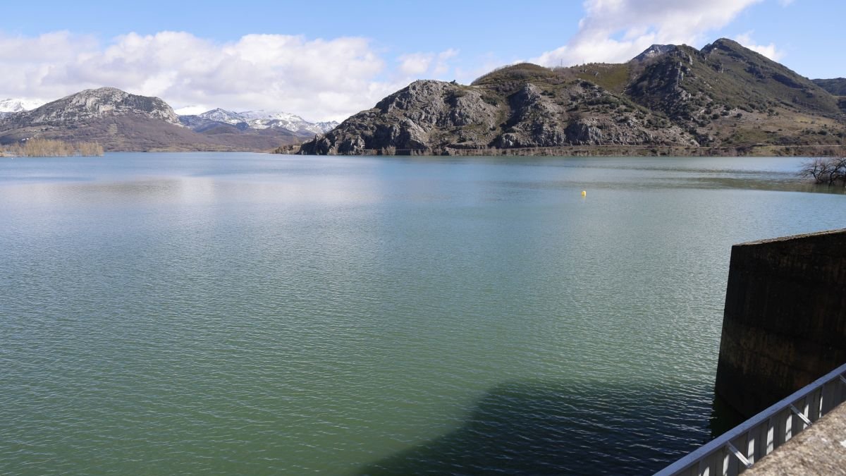 El hecho de que los pantanos rocen máximos no evita que se repitan los periodos de sequía.