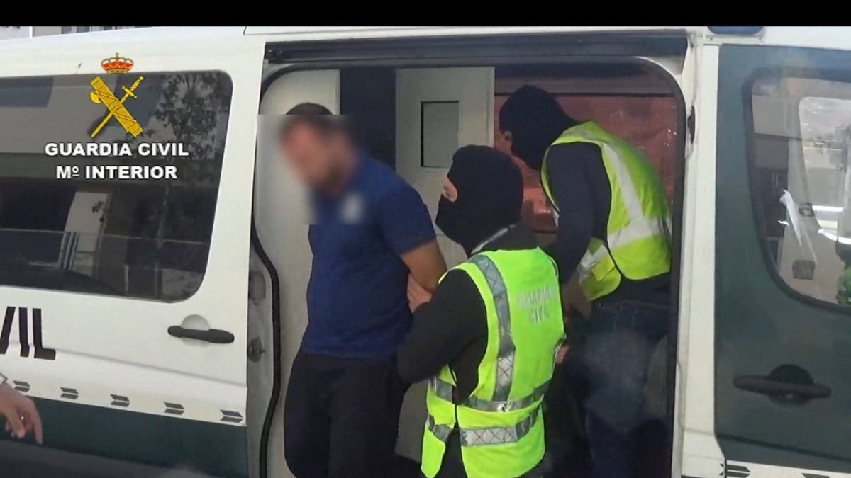 Detención de un albanés a manos de la Benemérita.