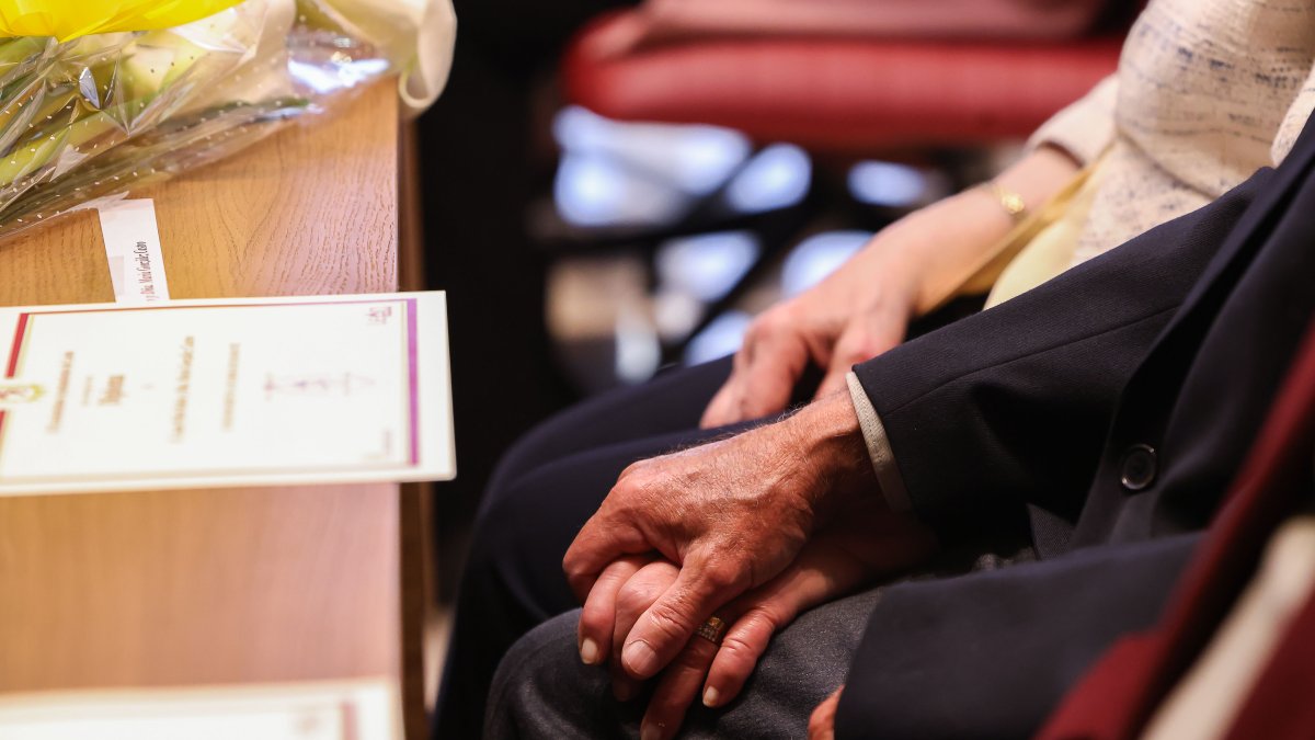 Homenaje a las Bodas de Oro y Diamante de León