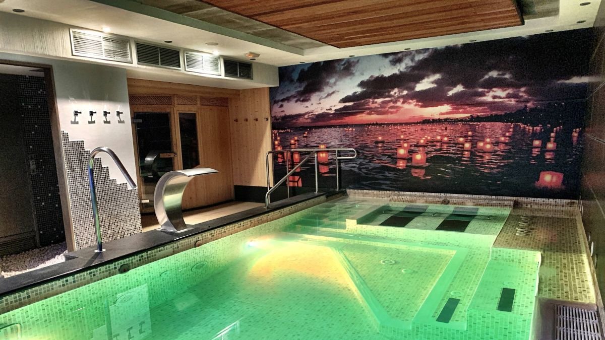 El Hotel QH Spa Centro León ofrece todo un abanico de posibilidades para mejorar la salud y el bienestar de quienes disfrutan de su amplia carta de propuestas.