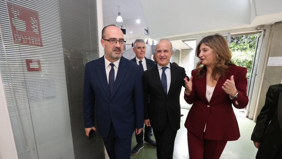 Morala, Mairal, Vega y la rectora de la ULE en el acto celebrado esta tarde.