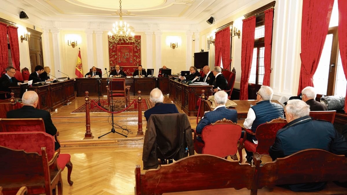 Un momento de la jornada celebrada este miércoles en la Audiencia Provincial.