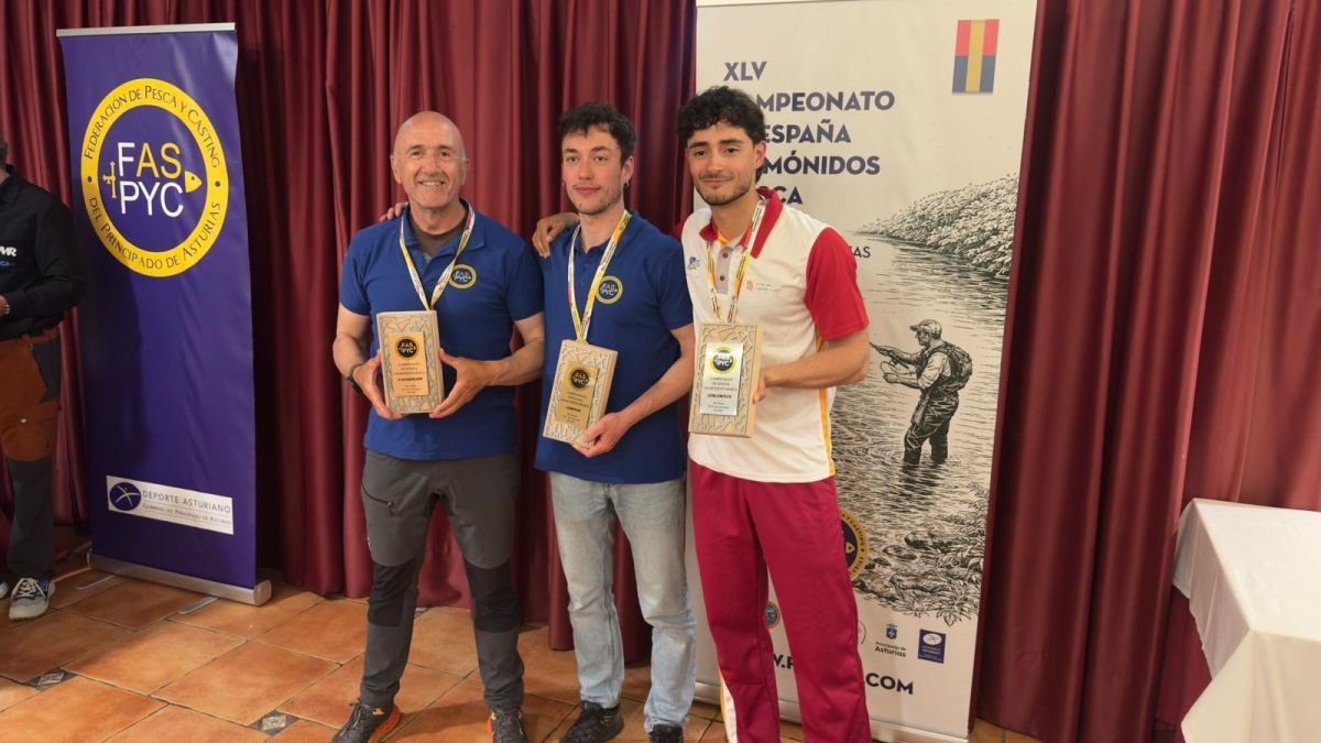 Pablo Castro Pinos (izquierda) junto a Diego Escudero (centro) y Sergio Heredero (derecha).
